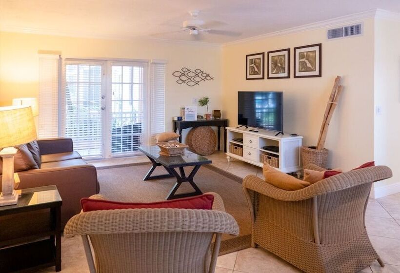 فندق Siesta Key Inn