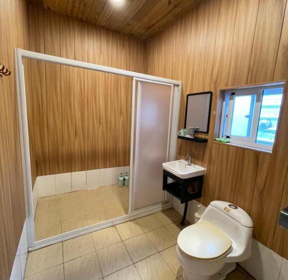 寧靜的家b區10人vila獨立設施包棟戲水池烤肉區麻煩廚房洗衣機