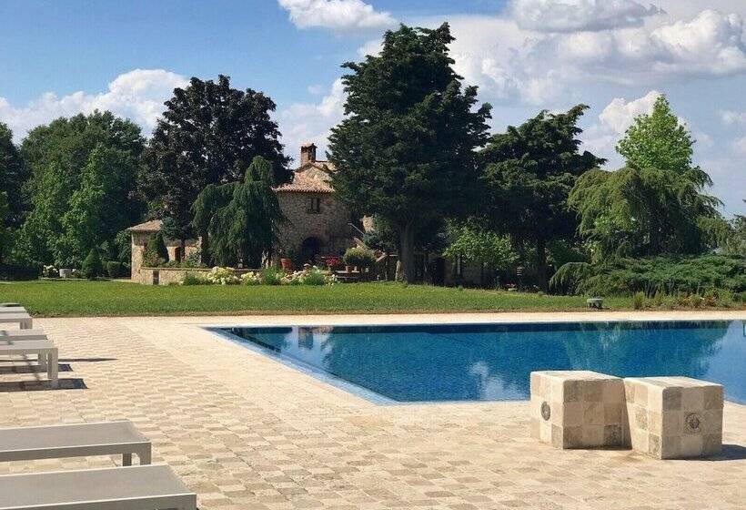 Borgo Poggio Bianco