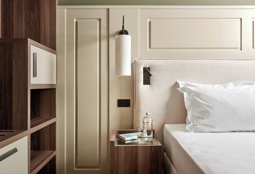 فندق Maximilian Suites
