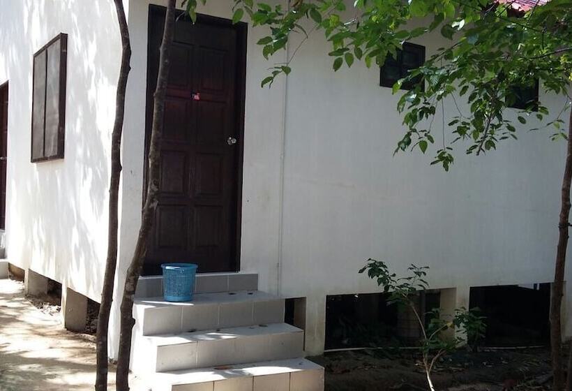 فندق Perhentian Tropicana Inn