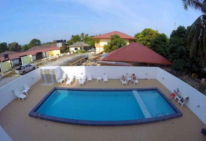 هتل Royal Agate Beach Resort