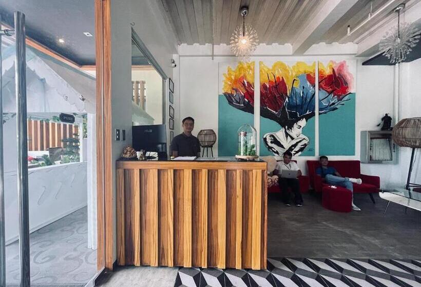 هتل The Apple Peach House