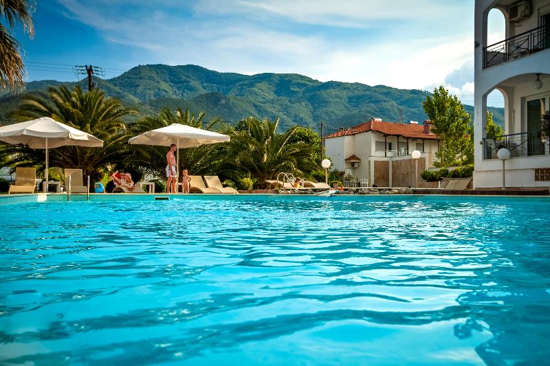 Stavros Beach