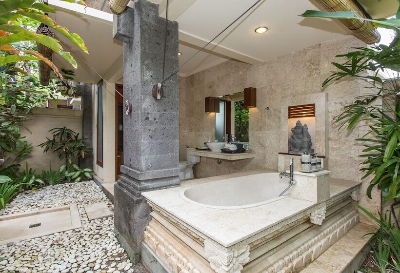 Villa Lidwina By Nagisa Bali