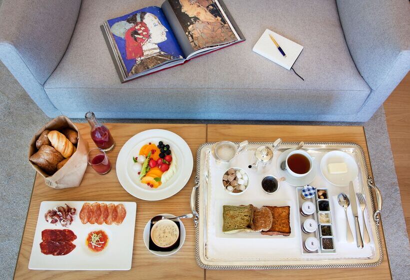 هتل Akelarre  Relais & Chateaux