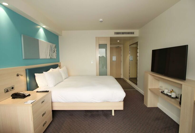 هتل Hampton By Hilton London Docklands