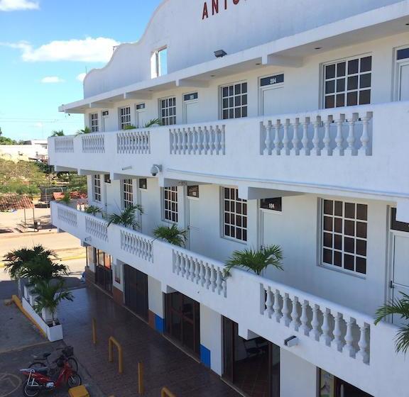 فندق ريفى Villa Antonia