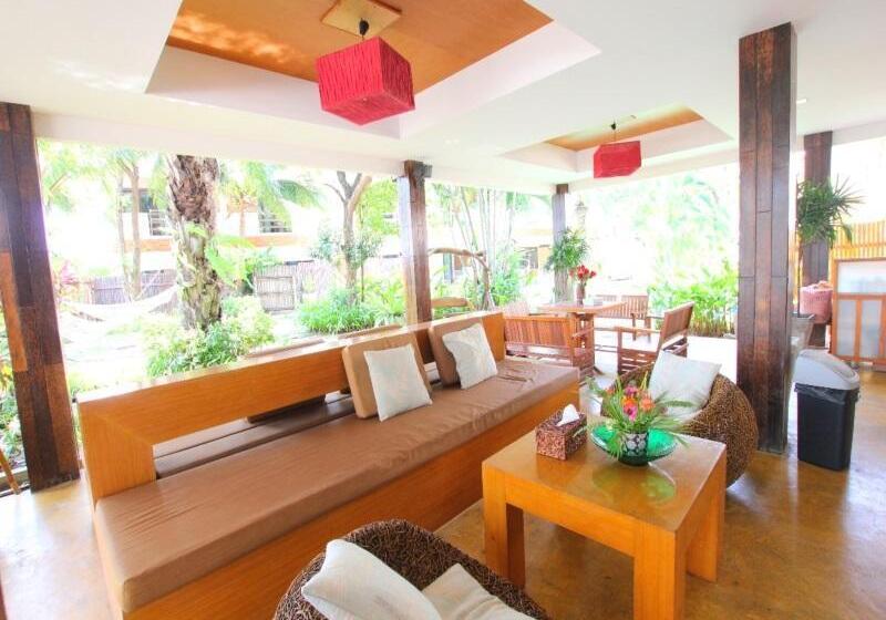 هتل The Hideaway Resort