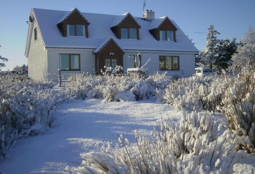 Отель The Lovecroft Guest House