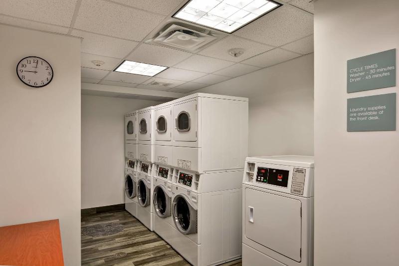 هتل Towneplace Suites By Marriott Miami Airport