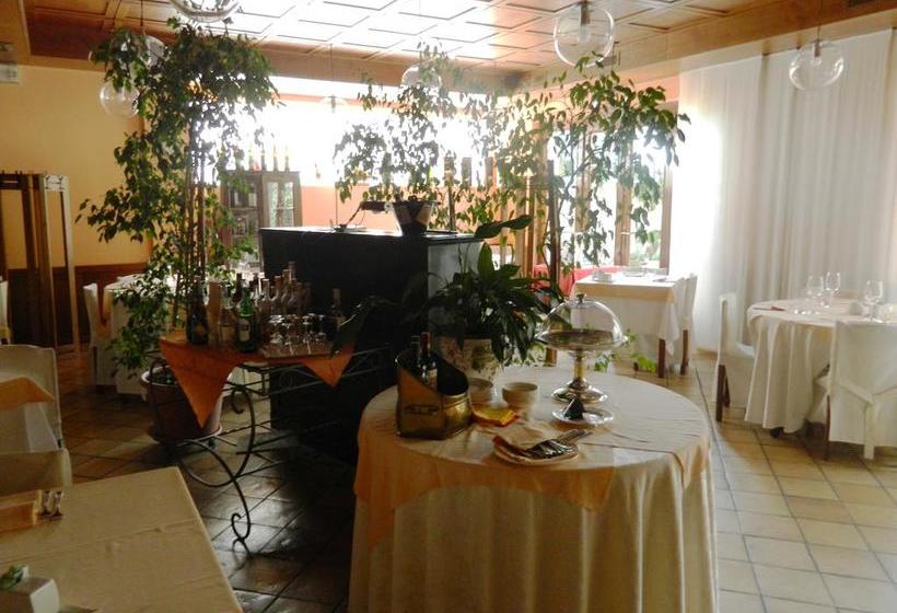 فندق Albergo Michieletto