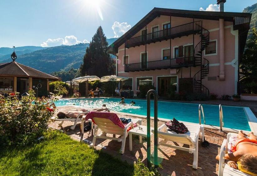 בית מלון כפרי Aurora