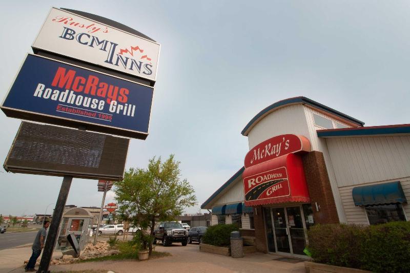 فندق على الطريق Bcminns  Fort Mcmurray  Rusty S