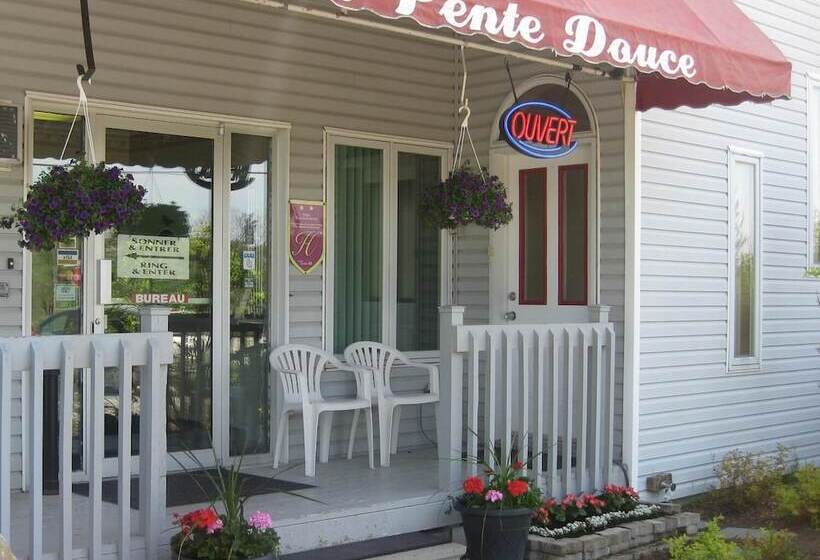 Motel De La Pente Douce