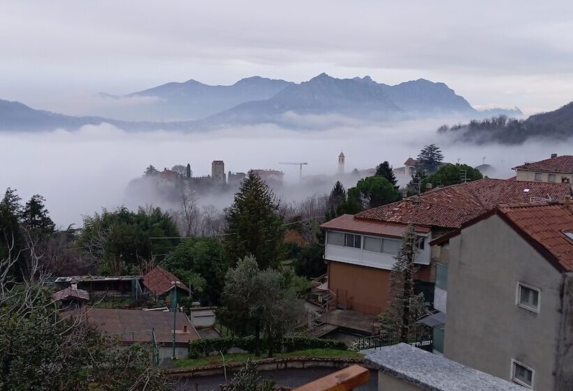 مبيت وإفطار La Dimora Dei Due Laghi