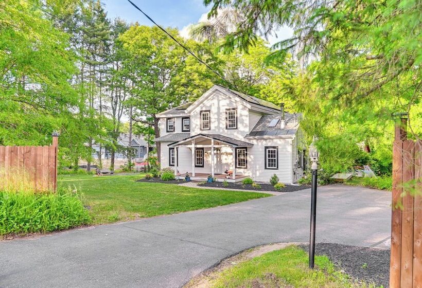 Charming Ballston Spa Home W/ Sauna & Private Pool