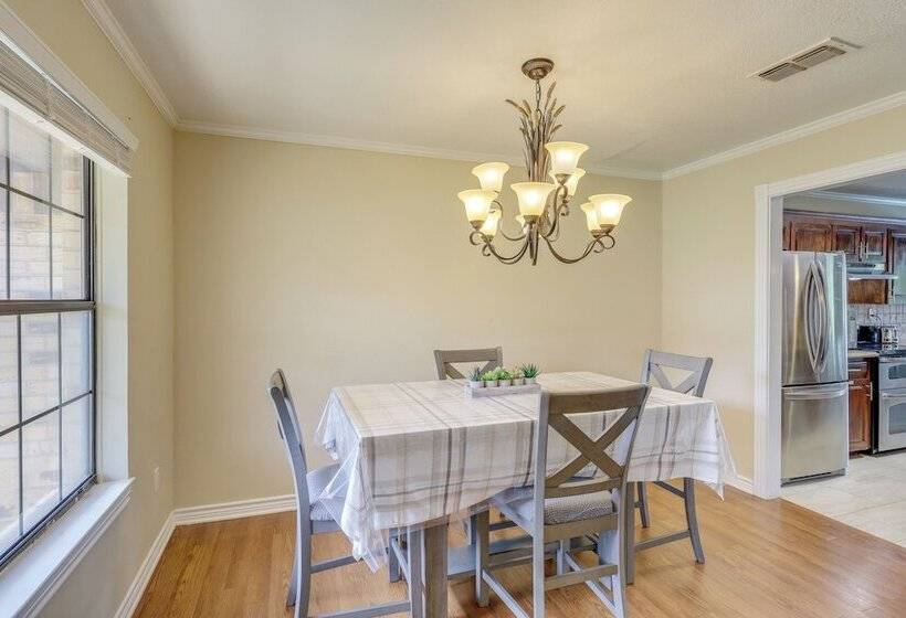 Copperas Cove Home W/ Pool ~ 8 Mi To Fort Cavazos!