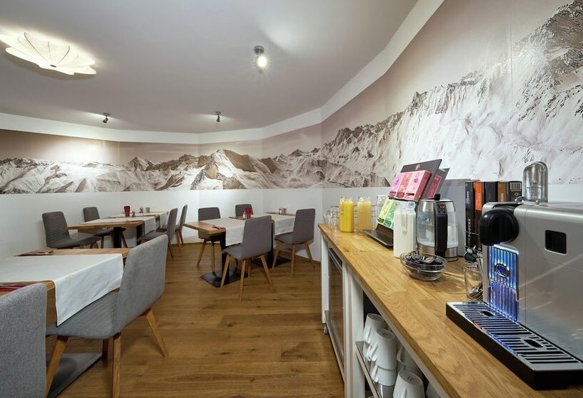 Hotel Grischuna Mountain Lodge