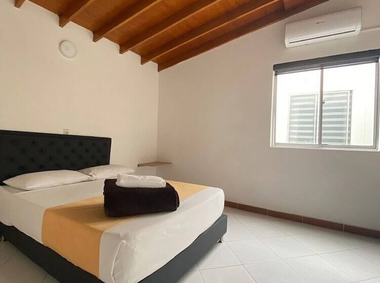 Hotel Picasso 70
