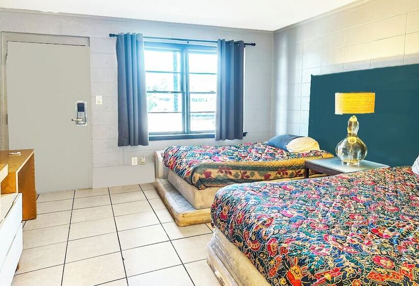 فندق Sunrise Inn By Oyo Albany