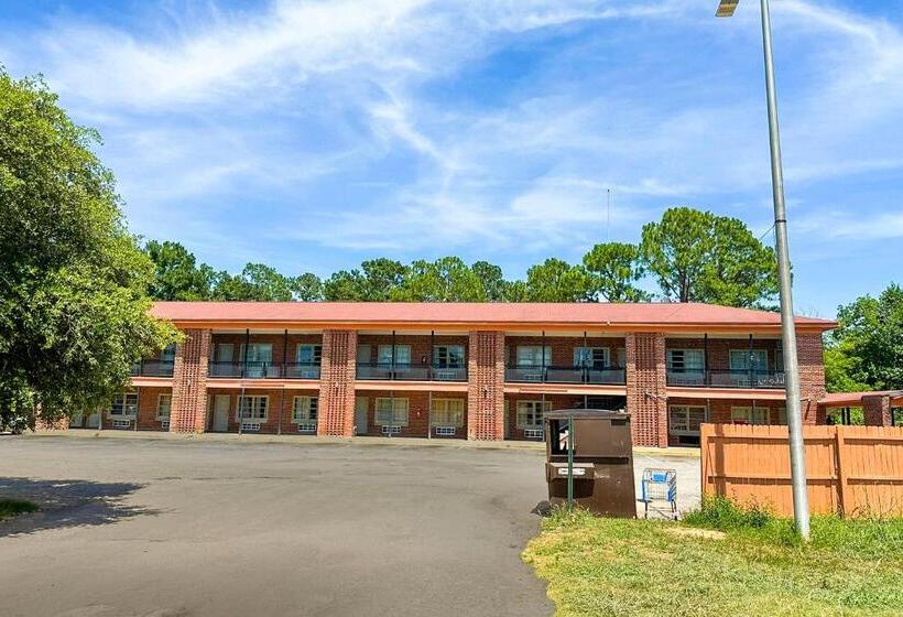 فندق Sunrise Inn By Oyo Albany