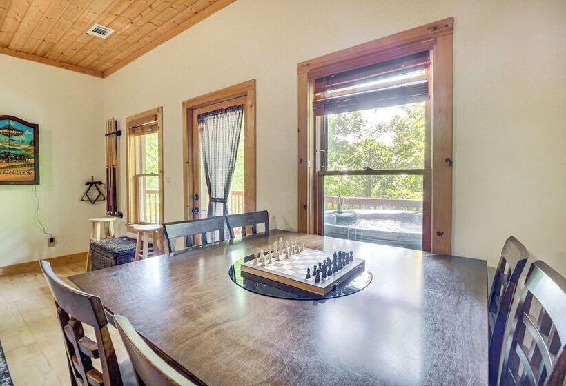 North Georgia Mountains Cabin W/ Beach Access