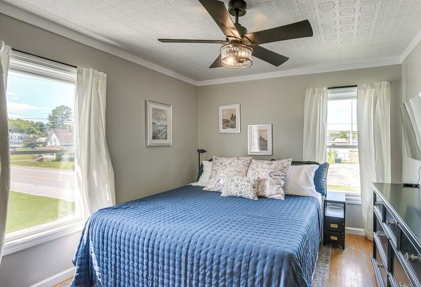 Presque Isle Home W/ Screened Porch Near River!