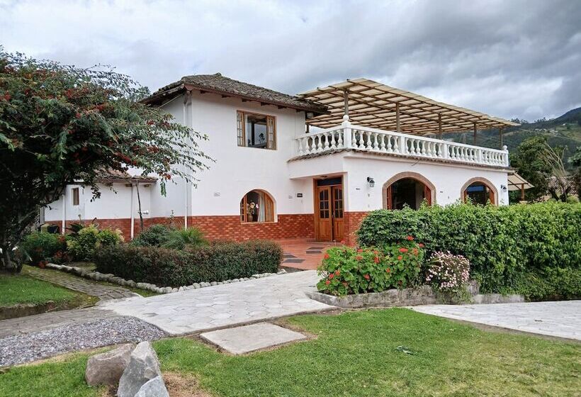 استراحتگاه Tambo Inti Hosteria