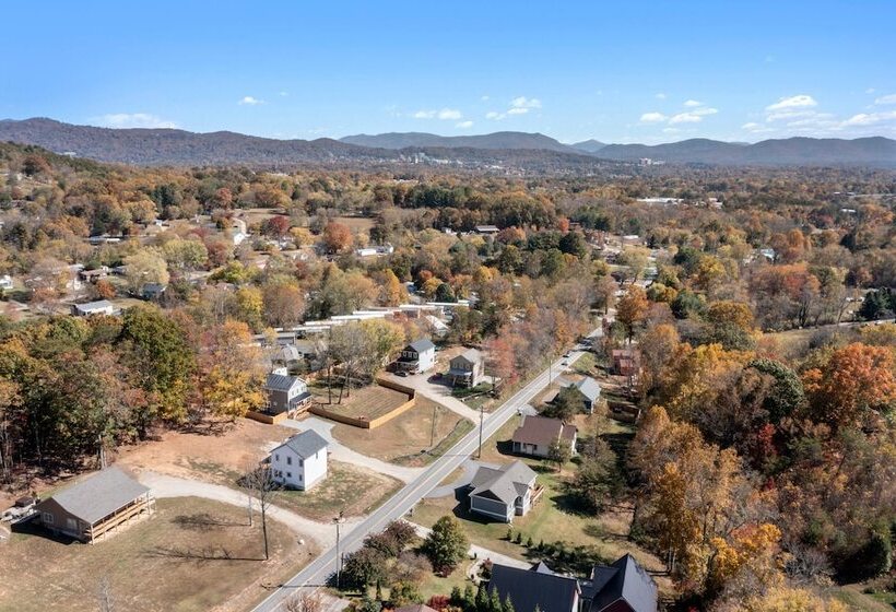 Bradford By Avantstay 10 Minutes To Downtown