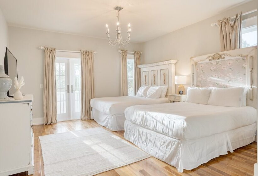 Cypress Breeze By Avantstay Stunning Home + Pool