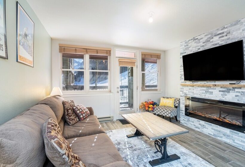 Etta Place 6 By Avantstay Ski In/ Ski Out Unit!