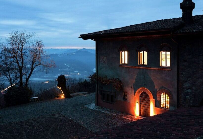 فندق Apartment In A Famous Monferrato Castle