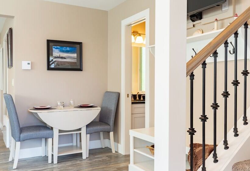 Mutiny Bay Ocean Breeze Retreat By Avantstay