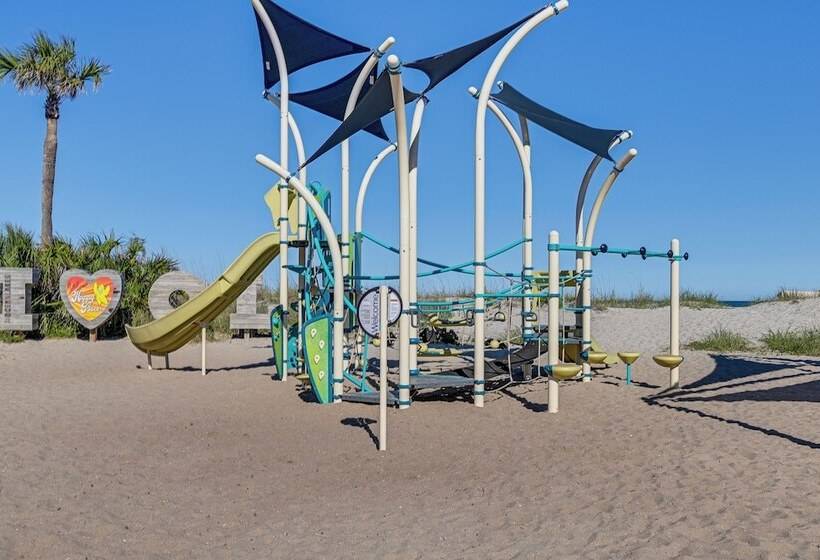 Myrtle Beach  Coastal Cabana  W/ Resort Amenities!