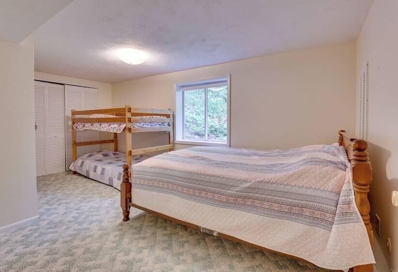 Peaceful Carrollton Retreat W/ Deck & Fire Pit!