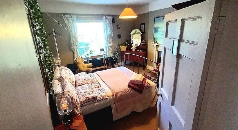 דירת נופש Inviting 5 Bed Farmhouse Near Ironbridge