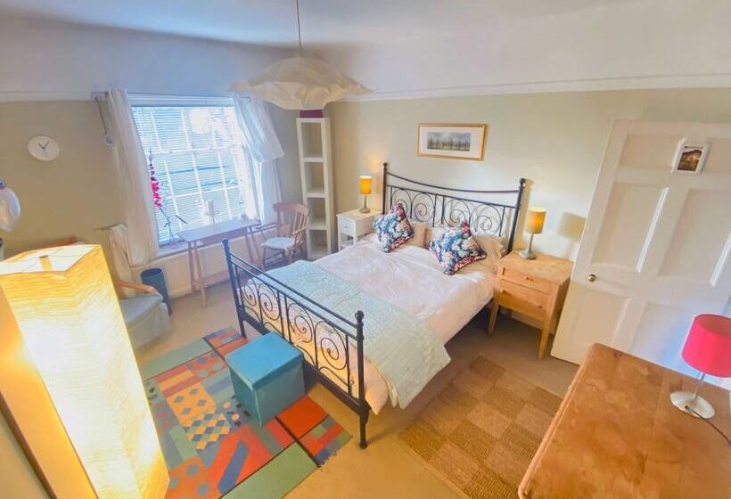 דירת נופש Inviting 5 Bed Farmhouse Near Ironbridge