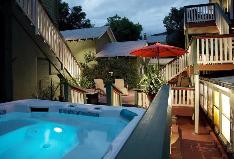 Avenue Hotel Bed And Breakfast