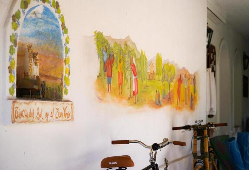 تختخواب و صبحانه Casa De Coria