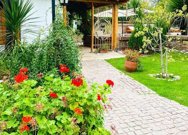 تختخواب و صبحانه Casa De Coria