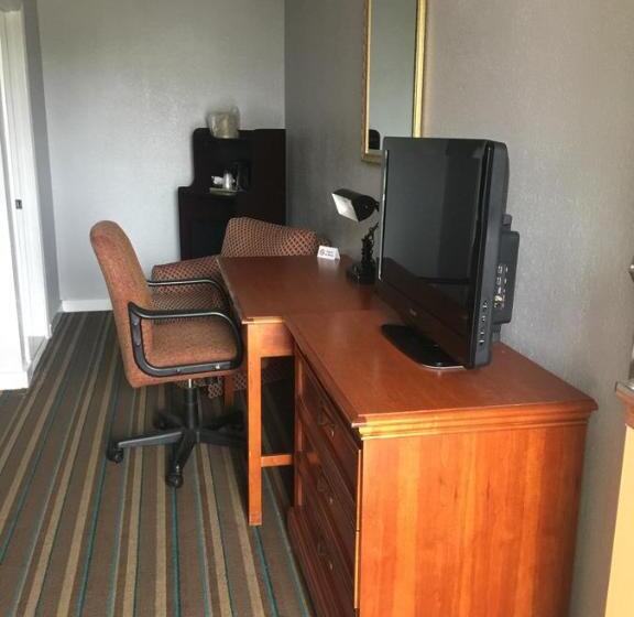 בית מלון כפרי Scottish Inn And Suites   Bensalem Philadelphia