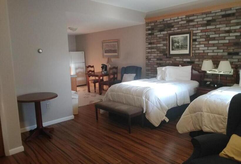 هتل Stay Saratoga