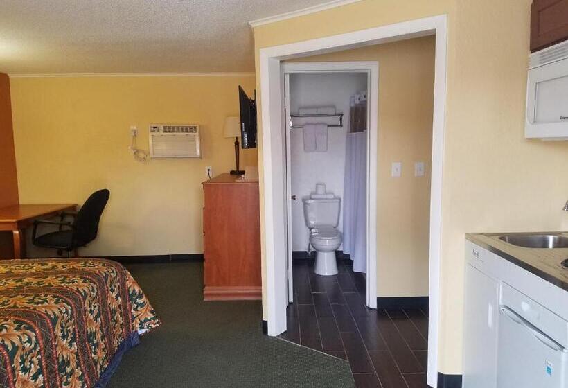 Мотель Budget Inn   Keokuk