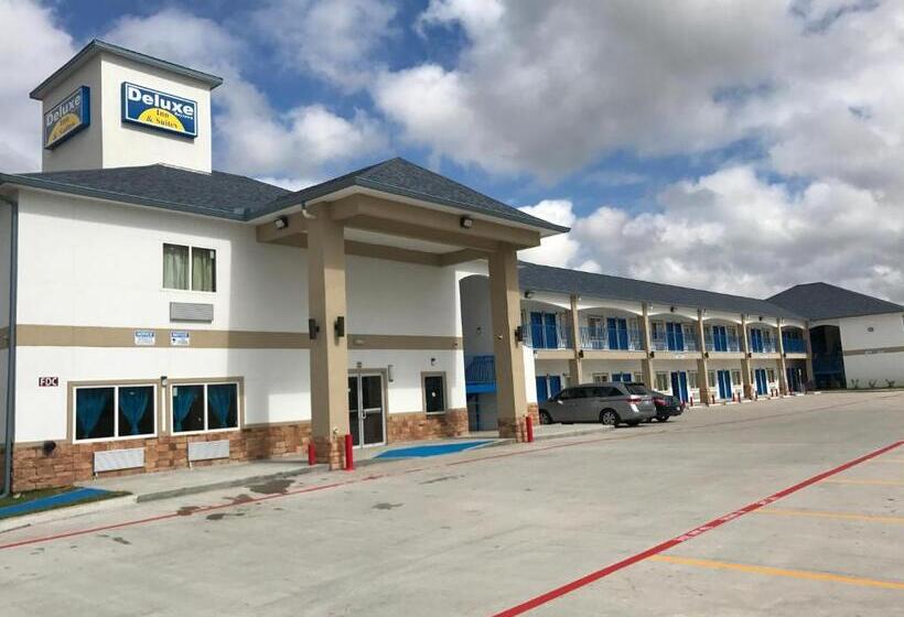 מוטל Deluxe Inn & Suites   Baytown