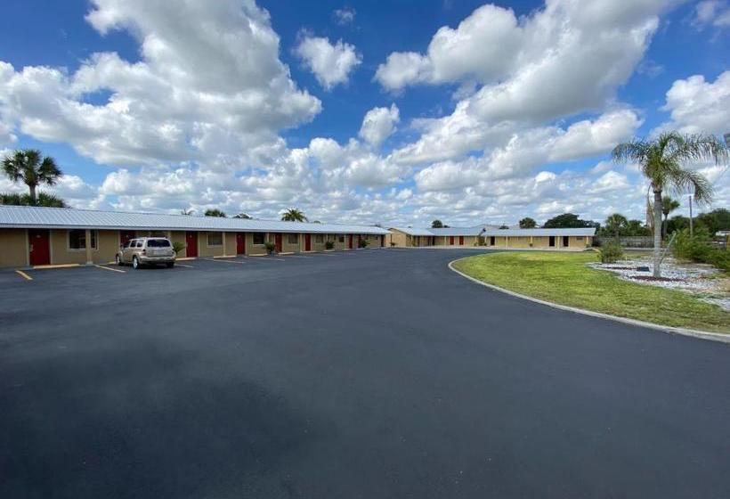 מוטל Economy Inn