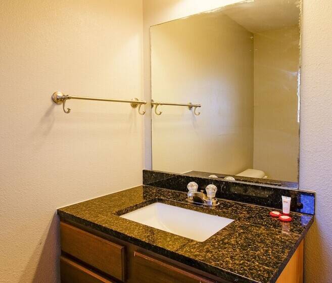 מוטל OYO Hotel Sulphur LA Hwy 90 West