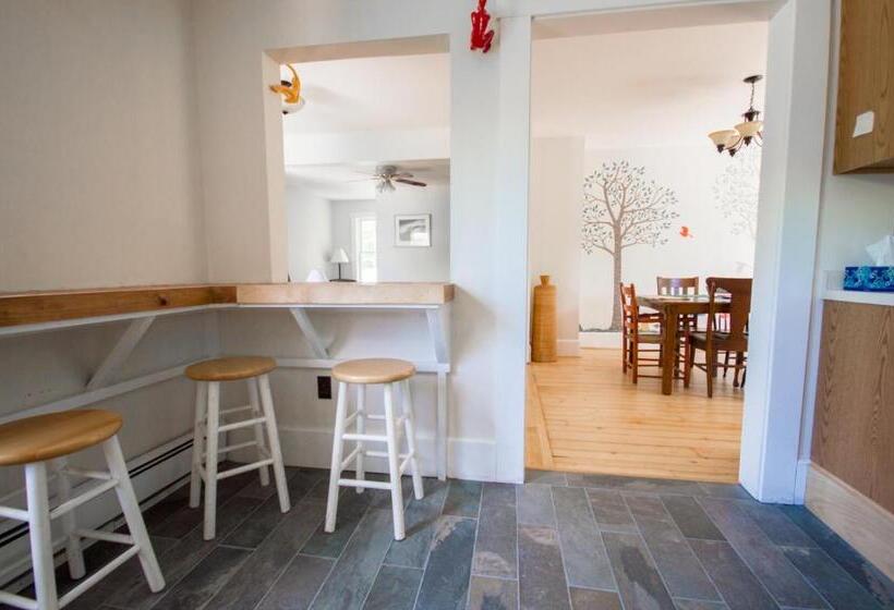 The Notch Hostel