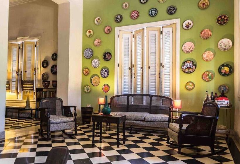 پانسیون Hostal Belele