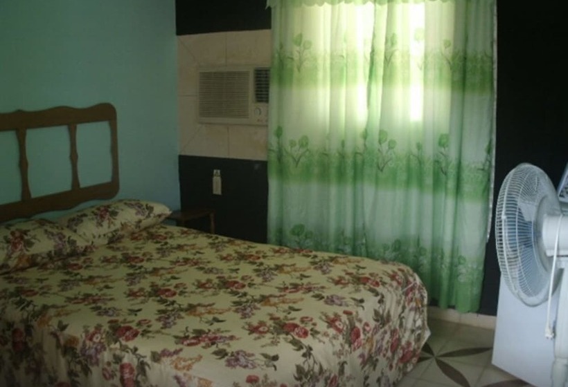 پانسیون Hostal Luna Azul